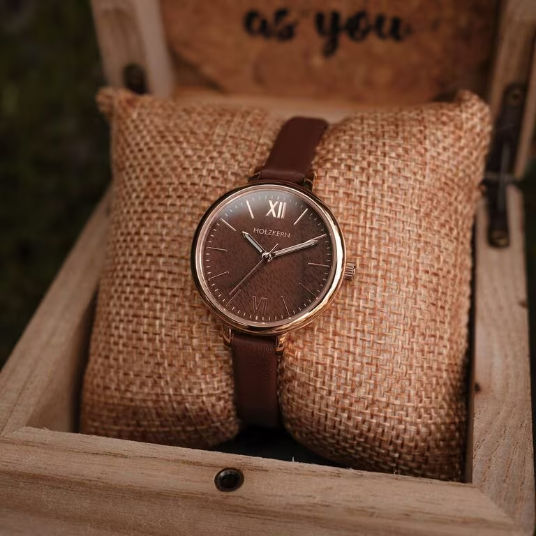 Dames horloge van het merk Holzkern.
