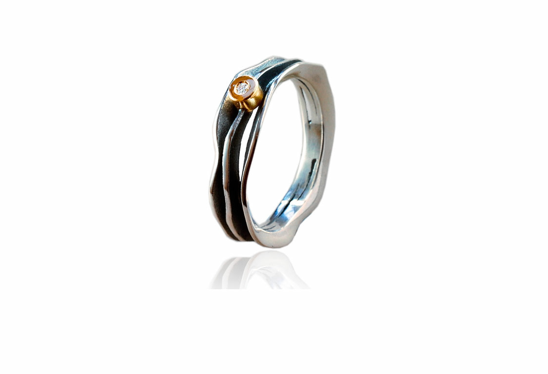 Arior Barcelona - Zilveren fantasie ring bezet met 1 briljant geslepen diamant in een 18kt geelgouden zetkast - 3680848XU11