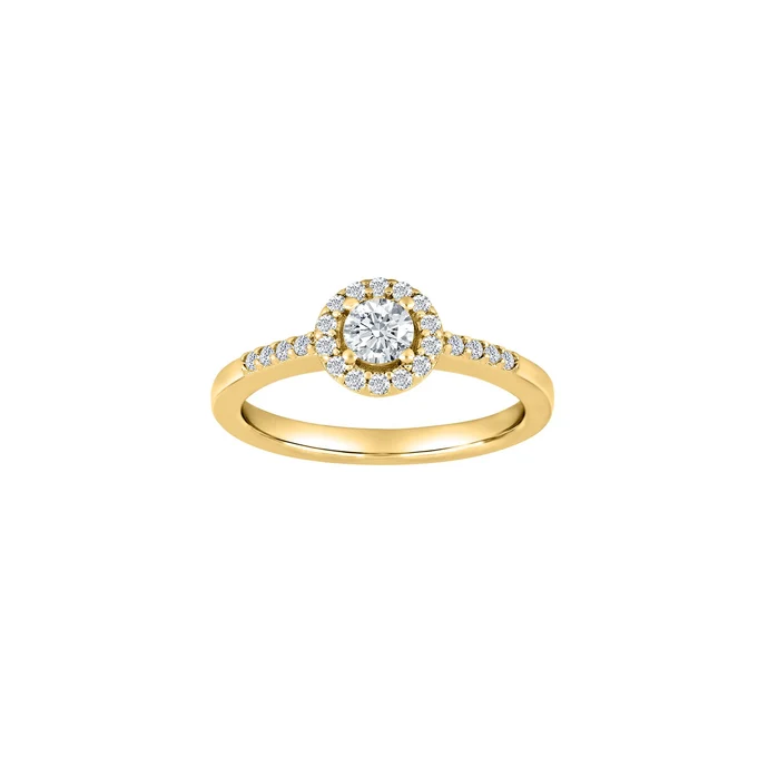 Der 925 ELLENOR B 7mm Silberring, ist ein eleganter Ring in Gr&ouml;&szlig;e 54 mit Vergoldung. Perfekt f&uuml;r den t&auml;glichen Gebrauch oder besondere Anl&auml;sse. Tragen Sie ihn alleine f&uuml;r einen minimalistischen Look oder kombinieren Sie ihn mit anderen Ringen f&uuml;r ein trendiges Statement. Ideal, um jedem Outfit einen Hauch von Luxus zu verleihen.