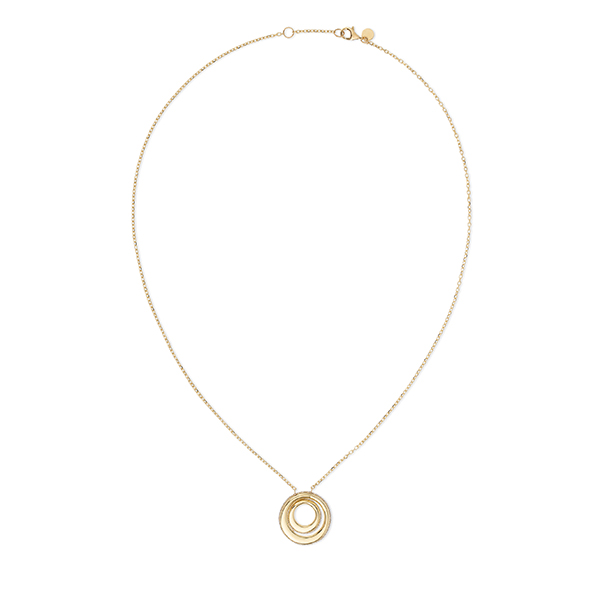 De ITALO BOTTENE collier is een verfijnde halsketting in 14k geelgoud. Met een lengte van 45 cm en een elegante gouden kleur, voegt deze nieuwe ketting een vleugje luxe toe aan elke outfit. Perfect voor zowel dagelijks gebruik als speciale gelegenheden, draag het solo of in laagjes voor een stijlvolle look.