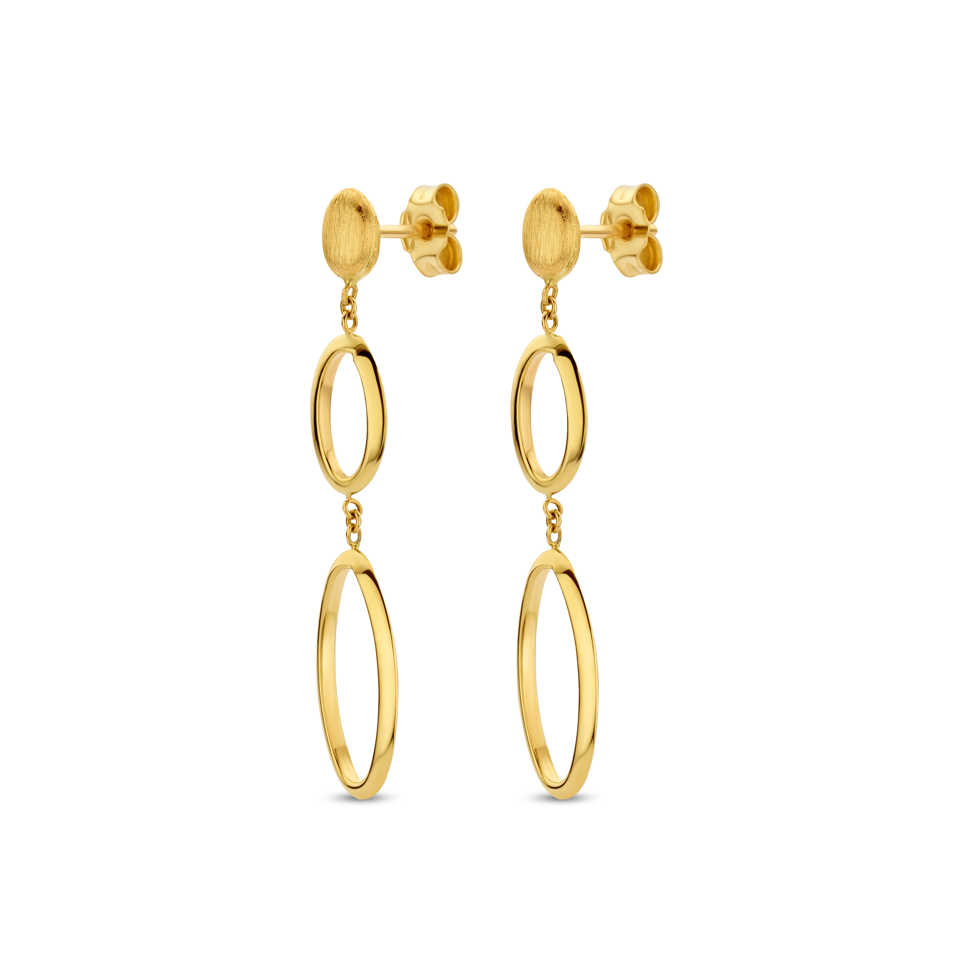 Deze Swing gouden oorbellen, zijn creolen van goud zonder glans. Deze elegante oorbellen voegen een subtiele luxe toe aan elke outfit. Combineer ze met een opgestoken kapsel of een elegante avondjurk voor een verfijnde look. Perfect voor zowel dagelijkse als formele gelegenheden, deze tijdloze sieraden benadrukken je stijl moeiteloos.