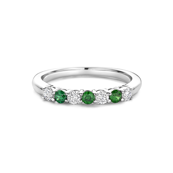 Dit is een ring van het merk Swing Jewels gemaakt voor dames.
De specificaties zijn als volgt:
Ringmaat: 58