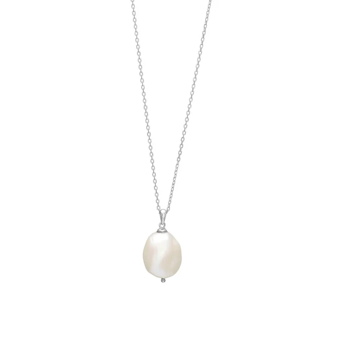 Die Silb. Rhod. Halskette BAROQUE52  ist ein elegantes Accessoire, das mit einem barocken Design und einer Gr&ouml;&szlig;e von 20 mm beeindruckt. Der Zustand des Produkts ist neu. Tragen Sie diese stilvolle Halskette am besten zu formellen Anl&auml;ssen oder um einem l&auml;ssigen Outfit einen Hauch von Eleganz zu verleihen.