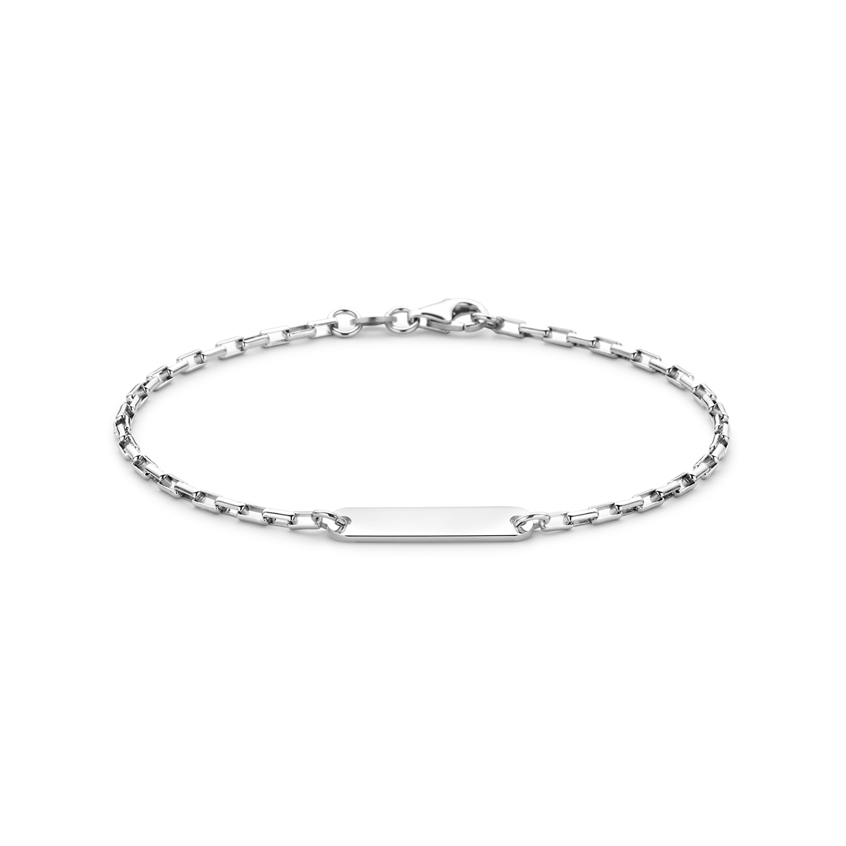 Gerhodineerd 925 zilveren graveerarmband met een schakelbreedte van 2.1mm. De afmeting van het graveerplaatje is 5x22mm, en de dikte is 1mm.