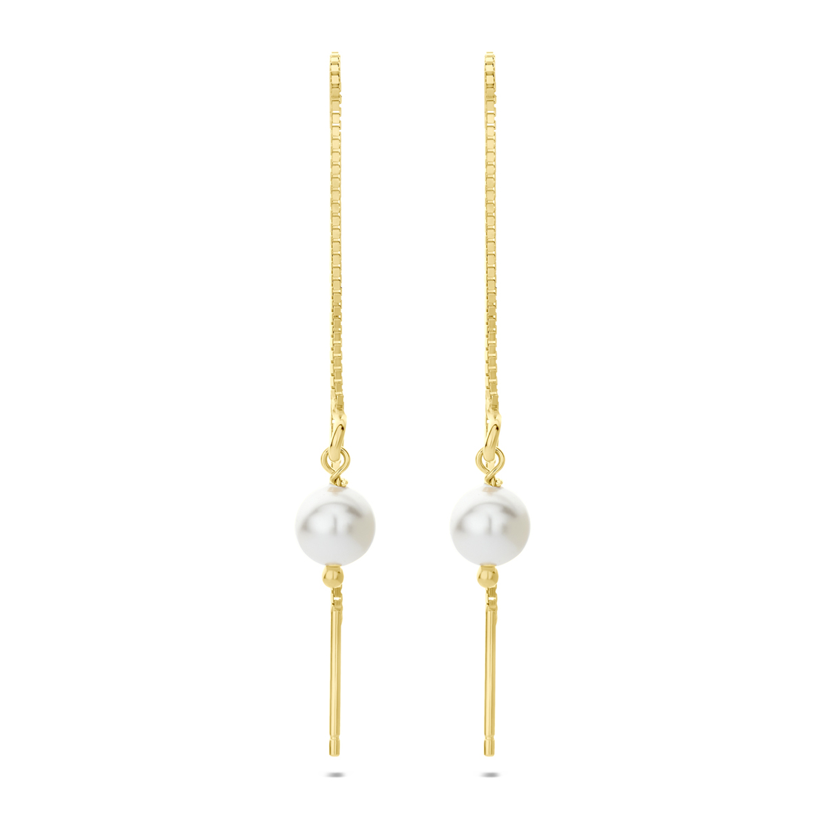 Zilver vergulde doortrekoorbellen met Swarovski parel, modelnummer 2104341, stralen elegantie en verfijning uit. De opvallende parel van Swarovski maken deze oorbellen perfect voor speciale gelegenheden. Voor de beste look, draag ze met opgestoken haar of een stijlvolle knot, zodat de subtiele glans volledig tot zijn recht komt.