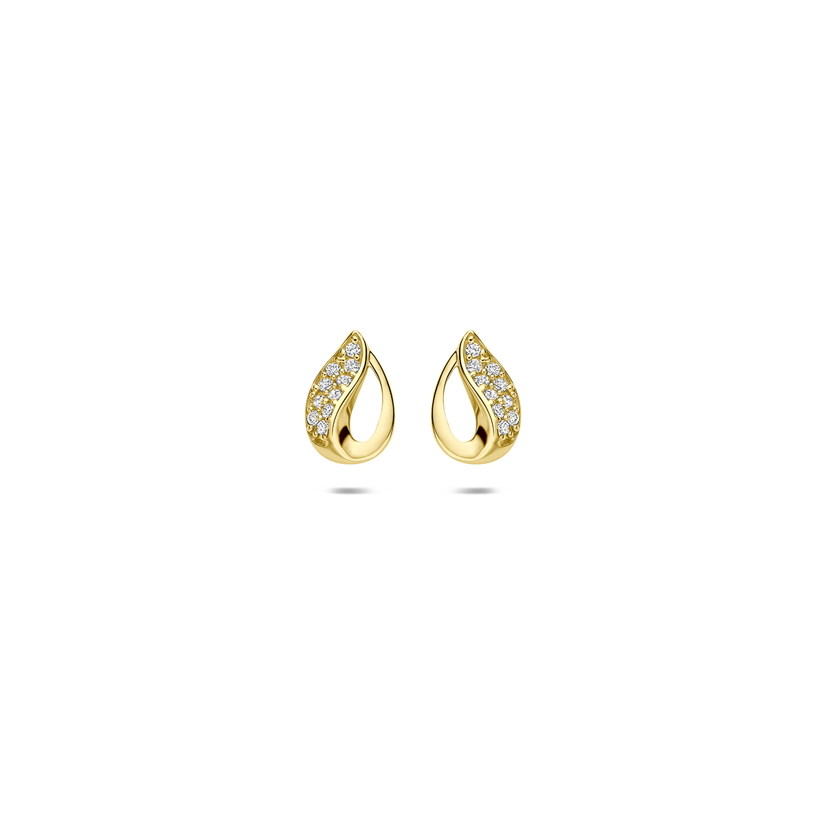 9k Geelkleurig oorknoppen met zirkonia. De oorknoppen hebben een afmeting van 8x5.5mm.