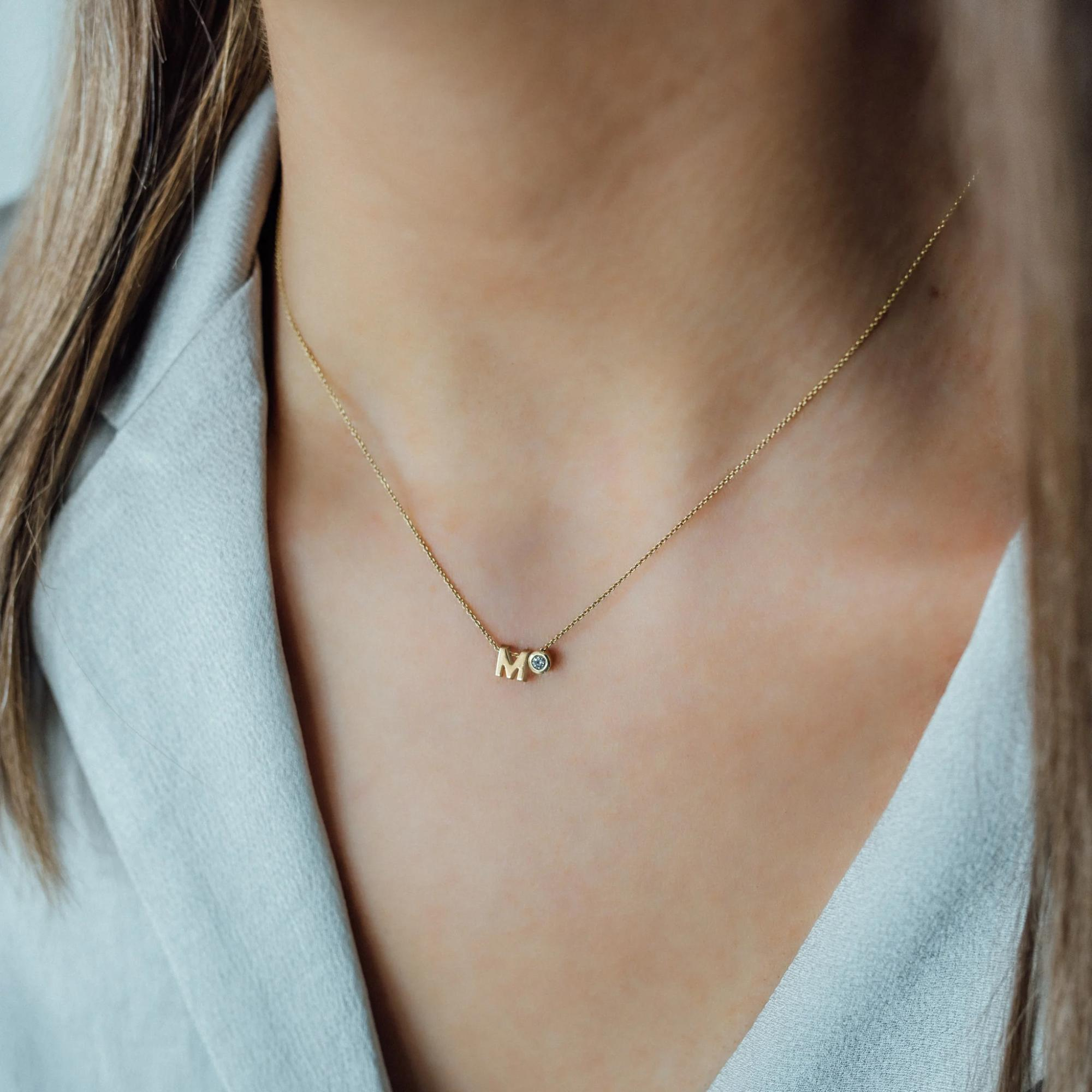Just Franky - capital necklace & diamond, op voorraad hebben we letter D met diamant, alle letters zijn uiteraard leverbaar 39-40-41 cm