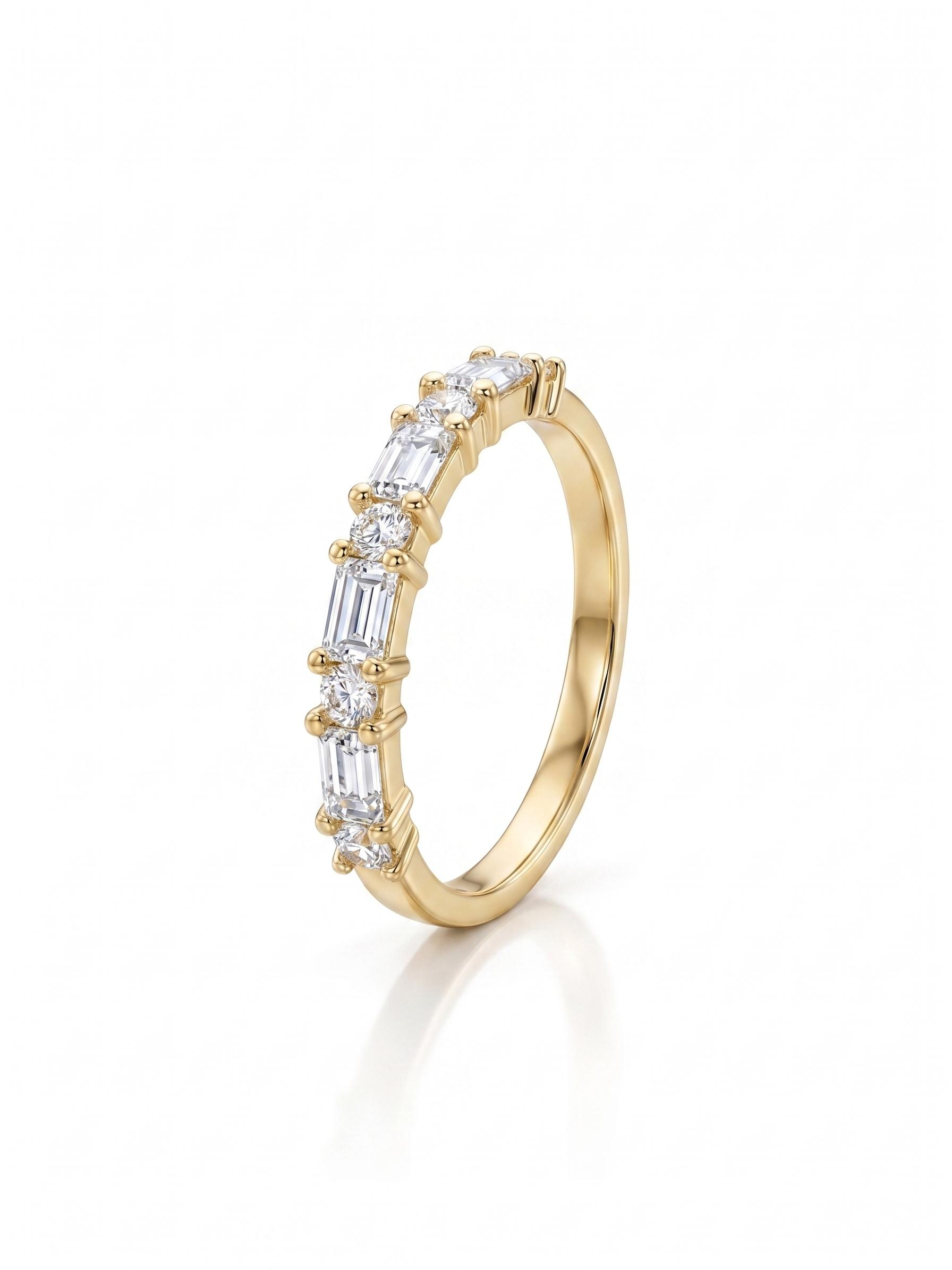 18 karaat Geel goud met natuurlijke diamant afwisseld diamant en bagettes