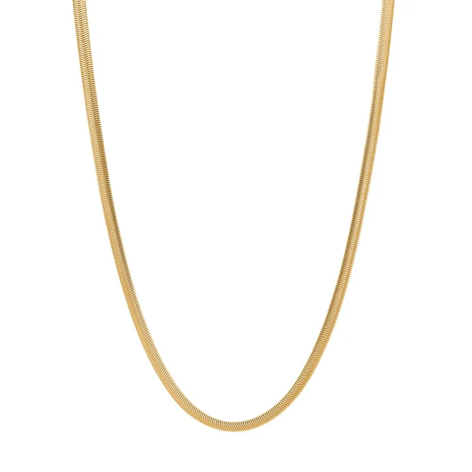 Die Stahl Halskette IP Gold CALMA,  ist eine elegante neue Halskette aus der Kategorie Schmuck. Diese wundersch&ouml;ne Halskette verleiht jedem Outfit einen Hauch von Eleganz. Am besten passt sie zu einem schlichten schwarzen Kleid oder einem wei&szlig;en Hemd, um den goldenen Glanz optimal zur Geltung zu bringen. Perfekt f&uuml;r besondere Anl&auml;sse oder als t&auml;gliches Highlight.