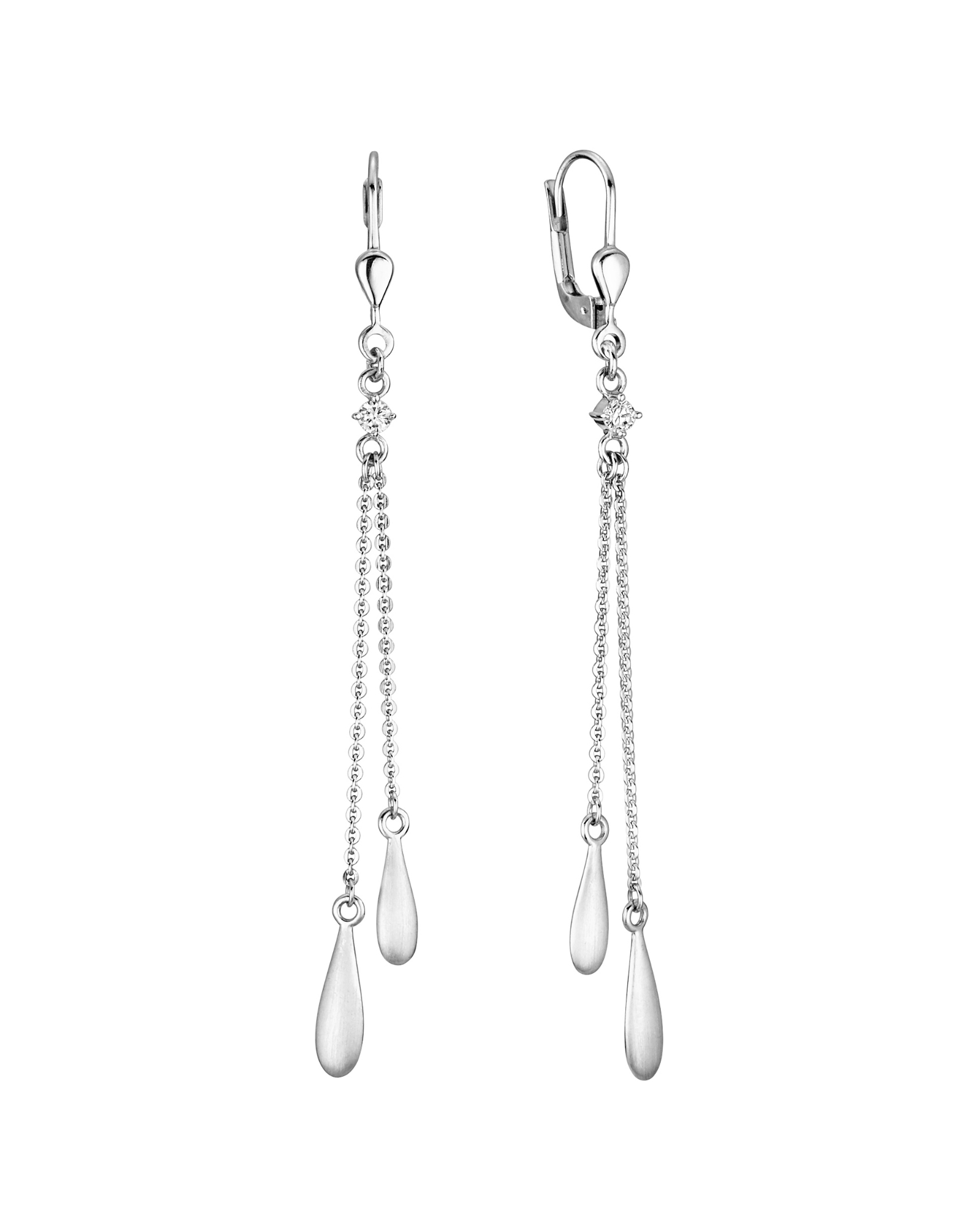 Die Paar Ohrh&auml;nger Silber lang mit Zirkonia (Modellnummer 26-417) bieten elegante Silberohrringe mit funkelnden Zirkonia-Steinen. Ideal f&uuml;r festliche Anl&auml;sse, insbesondere zu Weihnachten. Diese Ohrringe passen perfekt zu hochgesteckten Frisuren oder schulterfreien Outfits, um ihre funkelnde Sch&ouml;nheit zu betonen. Tragen Sie sie, um jedem Look ein gl&auml;nzendes Highlight zu verleihen.