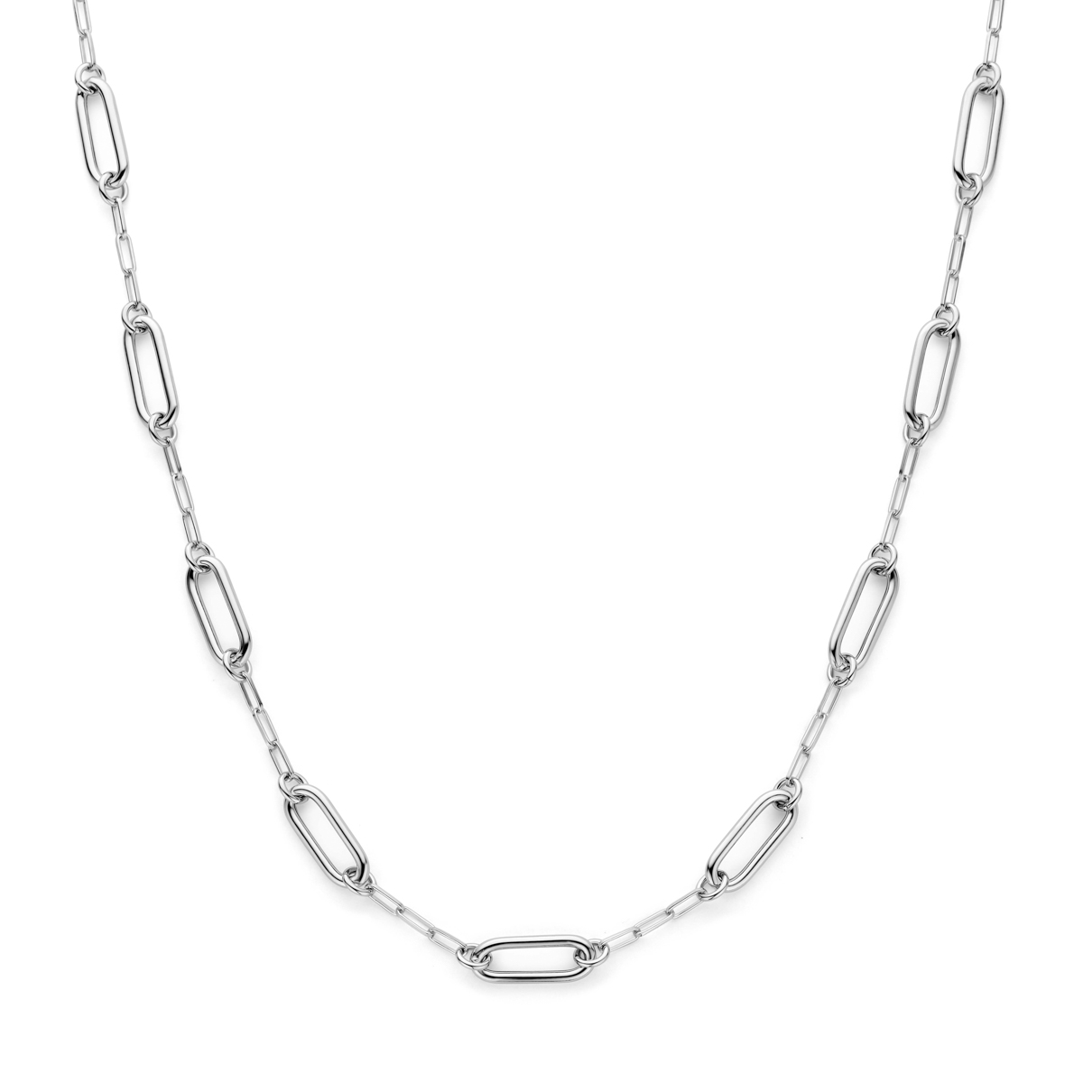 Gerhodineerd 925 zilveren collier met een breedte van 6.5mm. Het collier heeft een lengte van 41cm met 4cm extensie. Uitgevoerd met een karabijnsluiting.
