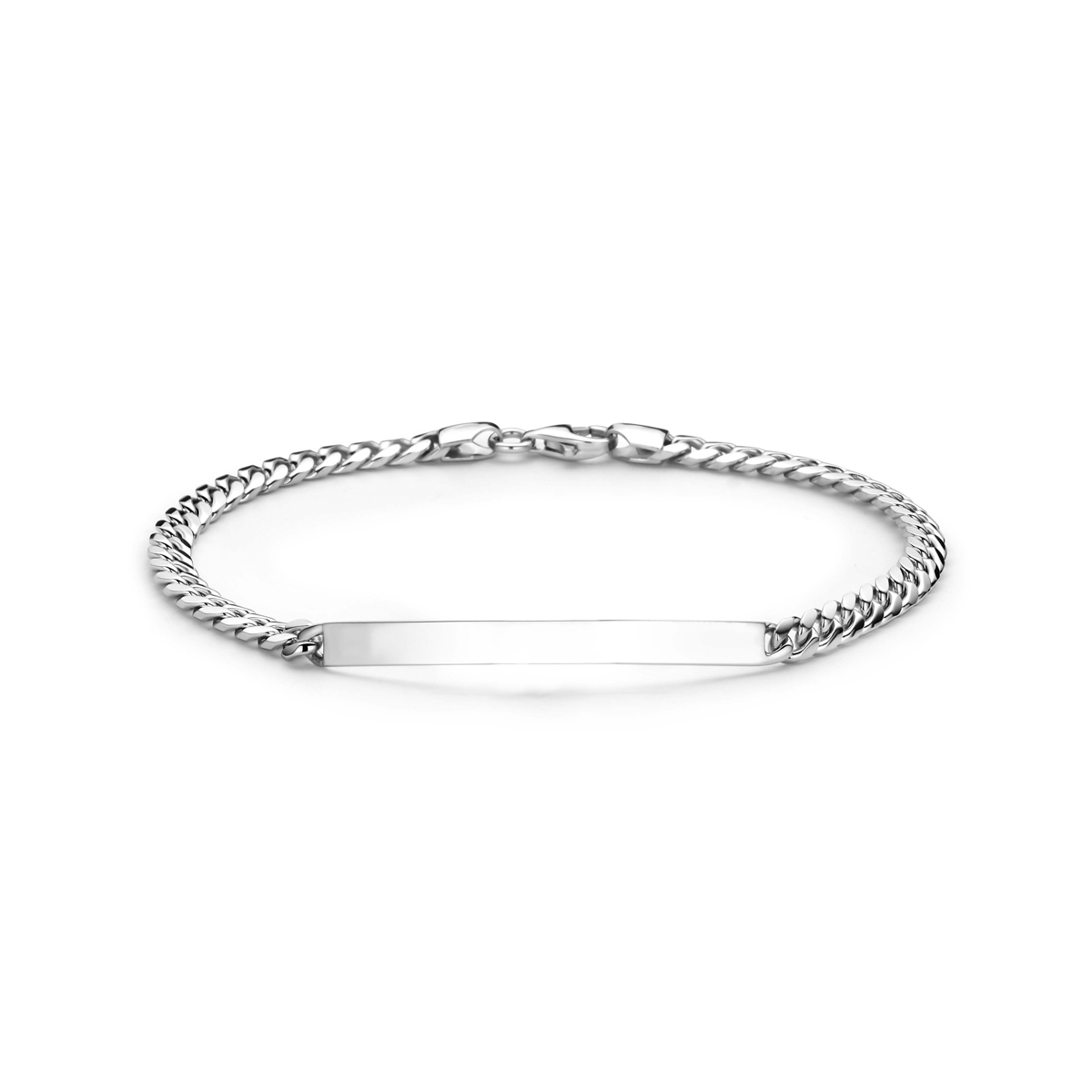 Gerhodineerd 925 zilveren graveerarmband. Het graveerplaatje heeft een dikte van 1.5mm. Uitgevoerd met een karabijnsluiting.
