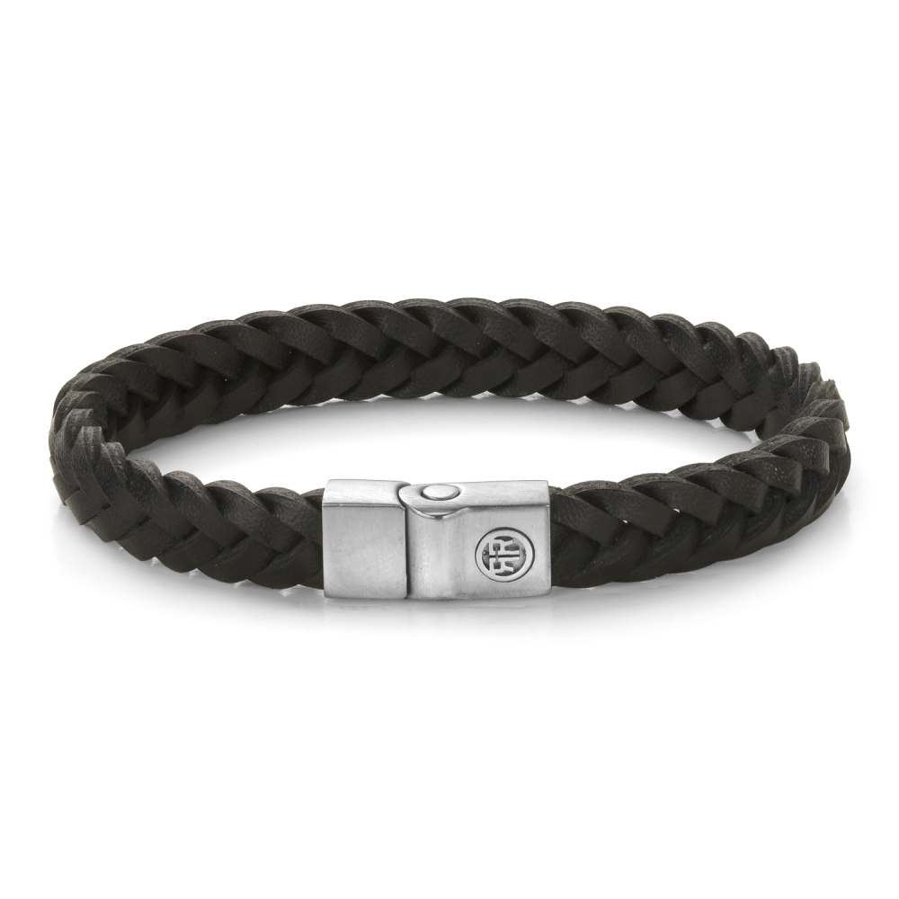 Product "Full Metal Premium B" met modelnummer RR-M0067-S-L is een stijlvolle armband, categorie juweel, met een maat van 210 mm. Draag hem om je pols voor een verfijnde, trendy look. Perfect te combineren met zowel casual als formele outfits. Een veelzijdig accessoire voor elke gelegenheid.