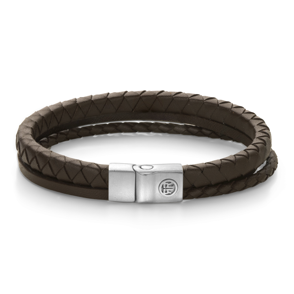 De Full Metal Premium C, modelnummer RR-M0065-S-M, is een hoogwaardige armband. Met een polsomtrek van 175 mm valt het onder de categorie juwelen. Deze stijlvolle armband van een ongedefinieerd merk kan eenvoudig gecombineerd worden met zowel casual als formele outfits voor een verfijnde look. Perfect om dagelijks of bij speciale gelegenheden te dragen.