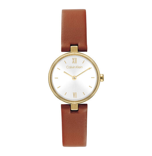 Dit product, modelnummer 7613272709248, is een horloge. Draag het om uw pols voor stijl en functionaliteit. Een horloge is een klassiek accessoire dat zowel bij casual als formele outfits past. Perfect voor dagelijks gebruik, maar ook een uitstekende aanvulling voor speciale gelegenheden. Voeg een tijdloze touch toe aan uw look met dit elegante horloge.