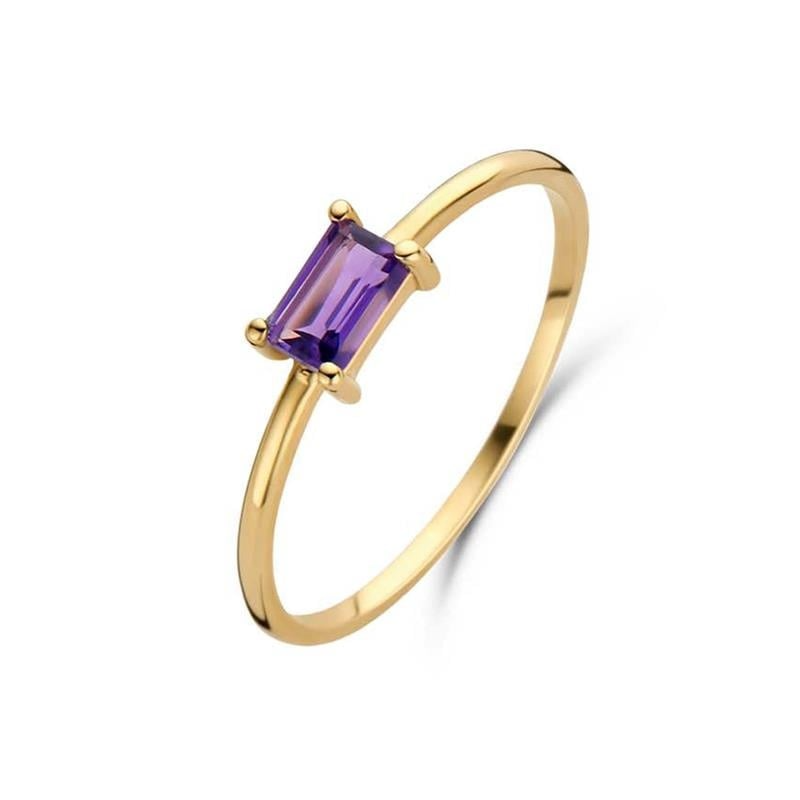 Stijlvolle 14k gouden Jackie Medina Amethyst ring met een rechthoekig geslepen paarse amethist. Bekijk en bestel online of pas bij Juwelier Rijk, Heiligeweg 10 Amsterdam.