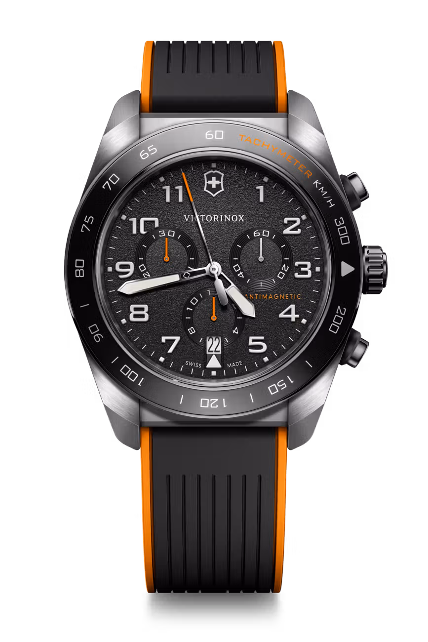 Swiss Army, zwarte wijzerplaat, Kunststof band, 100 meter waterdicht, saffier glas.
