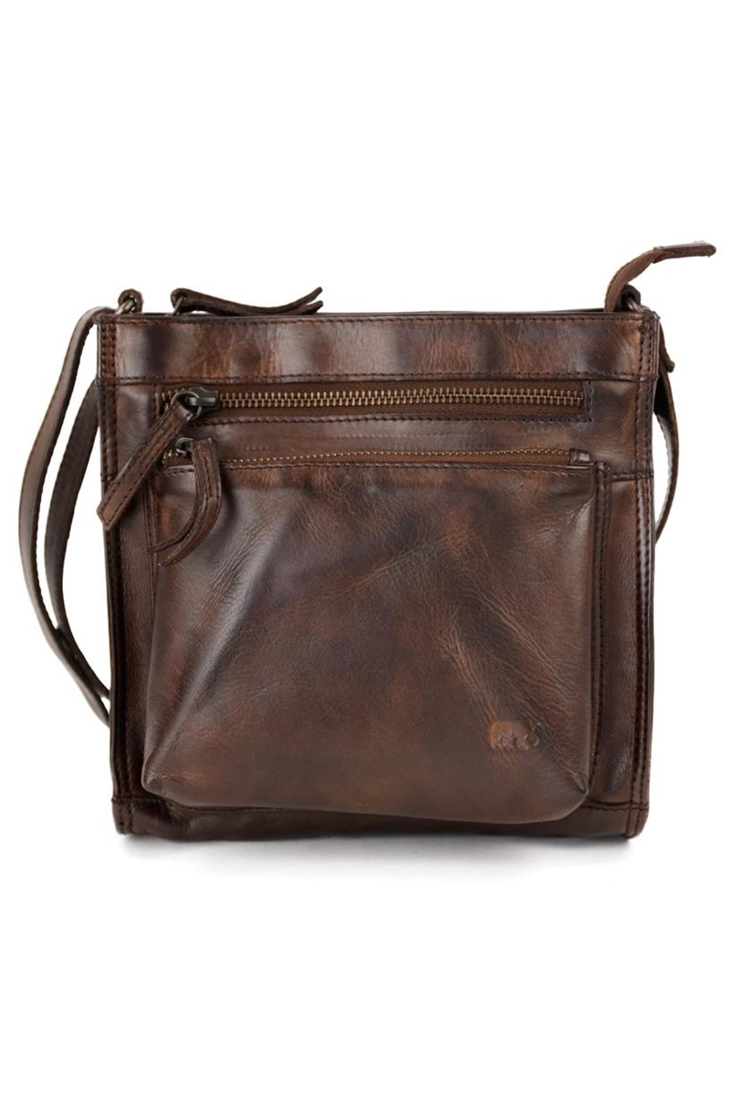 Leren Schoudertas van Bear Design &ndash; Cow Lavato Leer &ndash; Compact en Praktisch

Deze prachtige leren schoudertas van Bear Design is vervaardigd van hoogwaardig cow lavato leer, een soepel en duurzaam type rundleer dat met de hand wordt bewerkt voor een unieke, vintage uitstraling. De tas combineert stijl met functionaliteit en is ideaal voor dagelijks gebruik.

De schoudertas beschikt over een verstelbare schouderband, zodat je hem comfortabel op jouw gewenste lengte kunt dragen &ndash; crossbody of over &eacute;&eacute;n schouder. Met meerdere ruime vakken biedt deze tas verrassend veel opbergruimte: twee vakken aan de voorkant, &eacute;&eacute;n vak aan de achterkant, en een handig interieurvak voor pasjes. Zo heb je al je essentials overzichtelijk en snel bij de hand.

Afmetingen:

Hoogte: 22 cm

Breedte: 21 cm

Diepte: 8 cm

Deze compacte leren tas is perfect voor wie houdt van een stijlvolle &eacute;n praktische accessoire. Of je nu een dagje weggaat of naar je werk gaat, deze Bear Design tas is een betrouwbare metgezel.