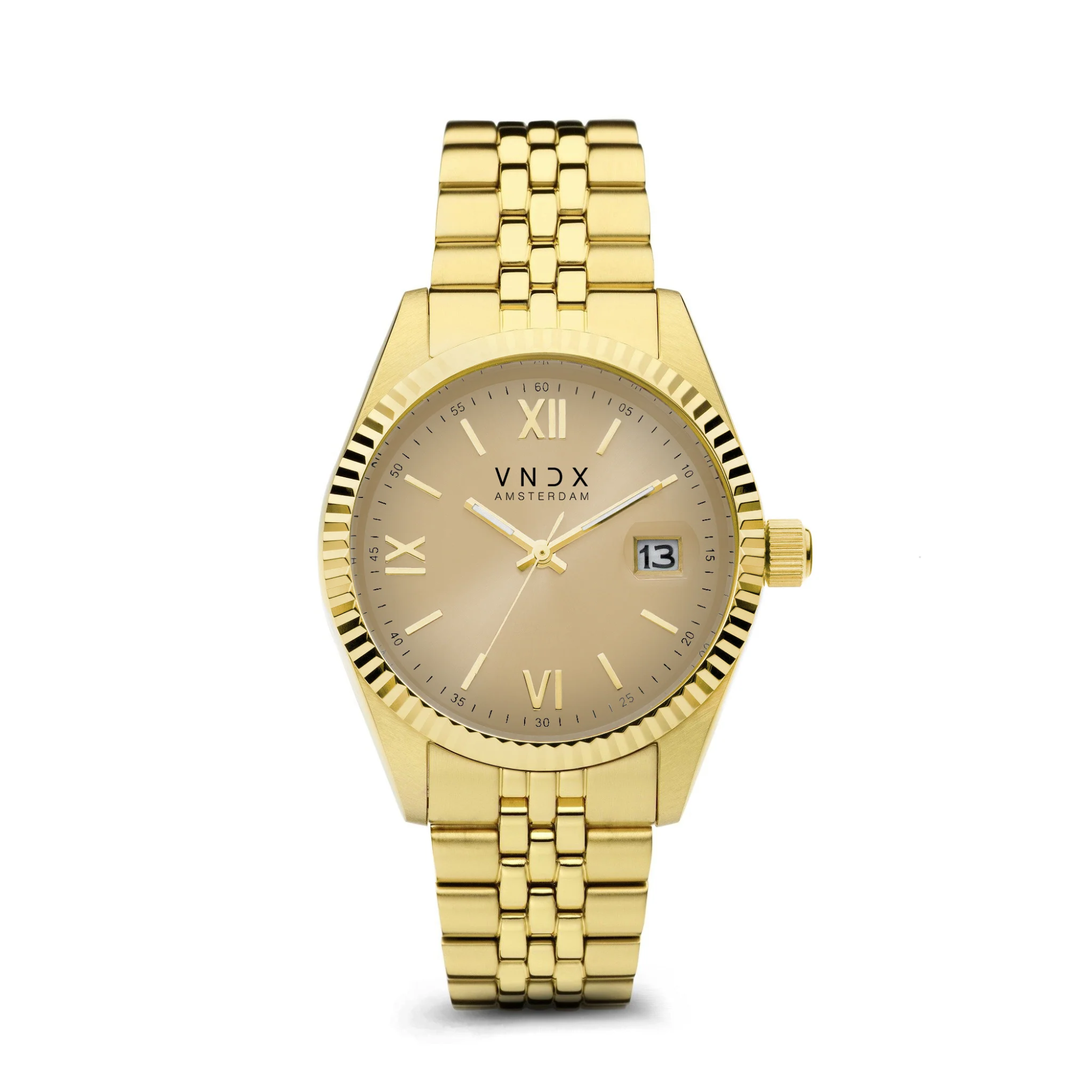 Groot, gedurfd en stijlvol &ndash; de Dare Devil XL Goud Beige van VNDX Amsterdam

De Dare Devil XL is een dameshorloge dat direct in het oog springt dankzij de kastdiameter van 40 mm &ndash; groter, opvallender en vol zelfvertrouwen. De schitterende wijzerplaat met romeinse index straalt luxe uit, terwijl de lichtgevende wijzers zorgen voor een subtiel &ldquo;glow in the dark&rdquo;-effect op dit uurwerk. Dankzij de verstelbare stalen schakelband draag je dit polshorloge altijd comfortabel en perfect passend.
