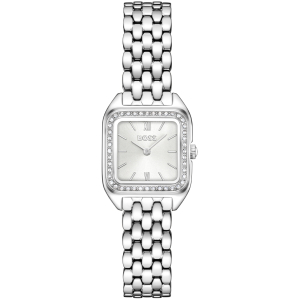 De HB MAE PETITE dms stl 22mm is een elegant polshorloge van het gerenommeerde merk BOSS, speciaal ontworpen voor dames. Met een verfijnde zilveren band en kast, biedt dit horloge een tijdloze uitstraling die elke outfit kan aanvullen. Het compacte ontwerp van 22 mm maakt het perfect voor een subtiele, maar stijlvolle look.

Dit horloge is uitgerust met een betrouwbaar quartz uurwerk, wat zorgt voor nauwkeurige tijdweergave. De druksluiting garandeert dat het horloge veilig om uw pols blijft zitten, terwijl het mineraalglas bescherming biedt tegen krassen. Dankzij de IP68-certificering is het horloge volledig stofdicht en waterdicht, waardoor het geschikt is voor dagelijks gebruik en zelfs voor avontuurlijke activiteiten.