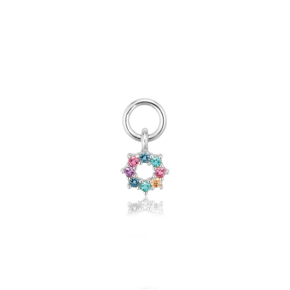 Deze SJ-CH2377-XCZ hanger, een unieke sieradencategorie, is speciaal ontworpen als hanger voor een oorbel. Voeg een vleugje elegantie toe aan uw look door deze hanger te combineren met een bijpassende oorbel. Perfect voor speciale gelegenheden of om elke dag te schitteren. Geschikt voor diegenen die exclusieve sieraden waarderen.