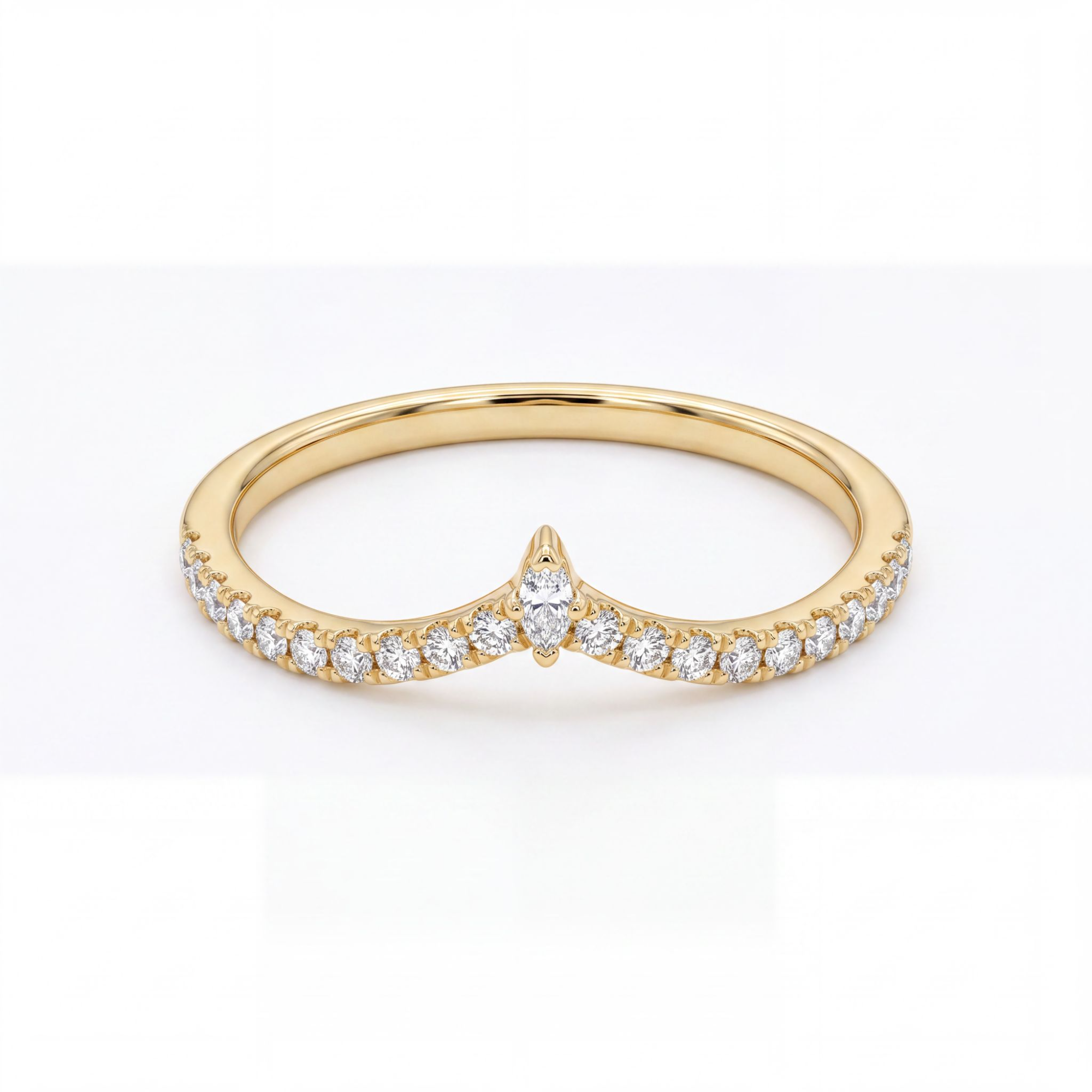 Exclusieve 14 karaat geelgouden wishbone aanschuifring uit de eigen collectie van Juwelier Rijk in Amsterdam. Deze elegante V-ring is pav&eacute; bezet met 0.18 ct sprankelende briljanten (SI1/G) en een opvallende marquise geslepen diamant in het midden. Te bewonderen aan de Heiligeweg 10 in het centrum van Amsterdam of direct online te bestellen.