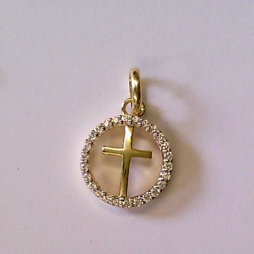Der Anh&auml;nger 925 gelb/rhodiniert mit Zirkonia, Modellnummer 5-217048-001, ist ein stilvolles Schmuckst&uuml;ck aus der Kategorie JEWEL und dem Typ PENDANT, speziell als ZIRCONIA_PENDANTS. Dieser elegante Anh&auml;nger l&auml;sst sich am besten mit einer passenden Halskette tragen, um jedem Outfit einen funkelnden Akzent zu verleihen und Ihren Look zu veredeln.