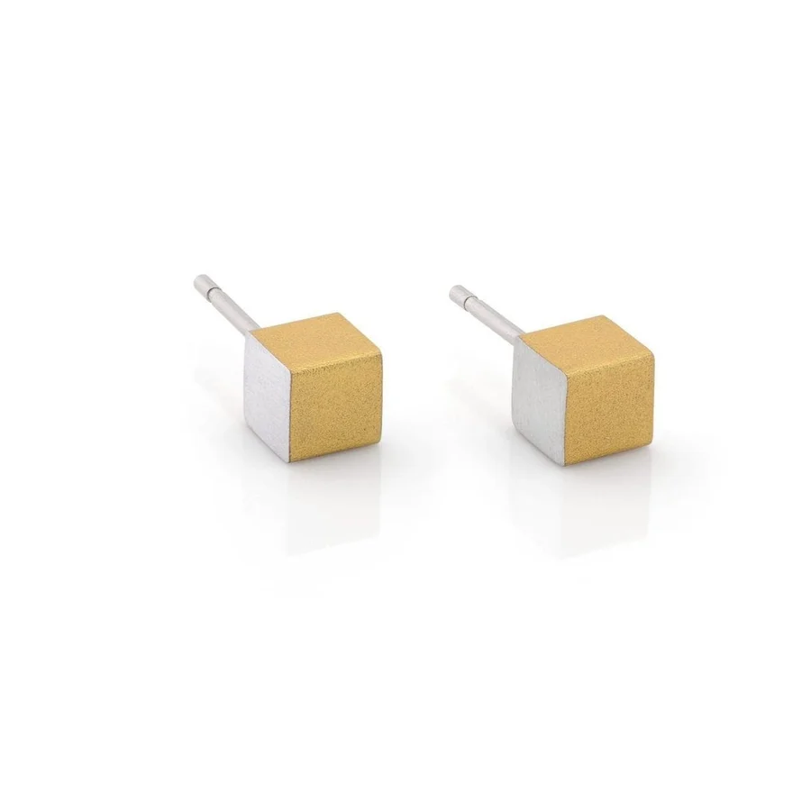 Oorknoppen kubus goud kleur