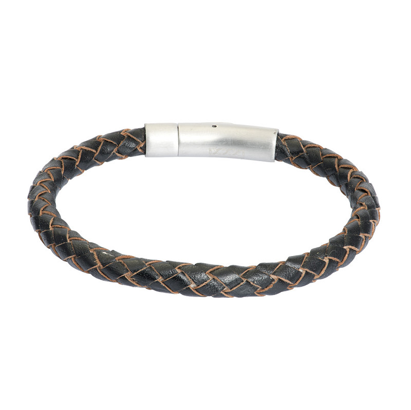 Product: leer bruin gevlochten in maat 20 Daan, modelnummer HM020220004. Perfect te combineren met casual en chique outfits voor een stijlvolle look. Dankzij het gevlochten ontwerp voegt het diepte en textuur toe aan elke outfit, ideaal voor zowel dagelijks gebruik als speciale gelegenheden.