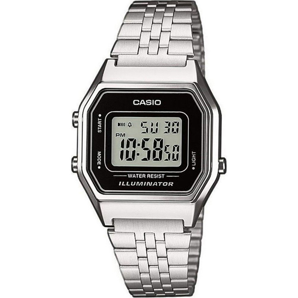 Dit horloge van Casio komt uit de collectie: Vintage ICONIC. Dit horloge heeft de volgende functies: LED lampje, Dagalarm, Automatische kalender, 12/24-uurs tijdweergave, Stopwatchfunctie - 1/100 sec. - 1 uur