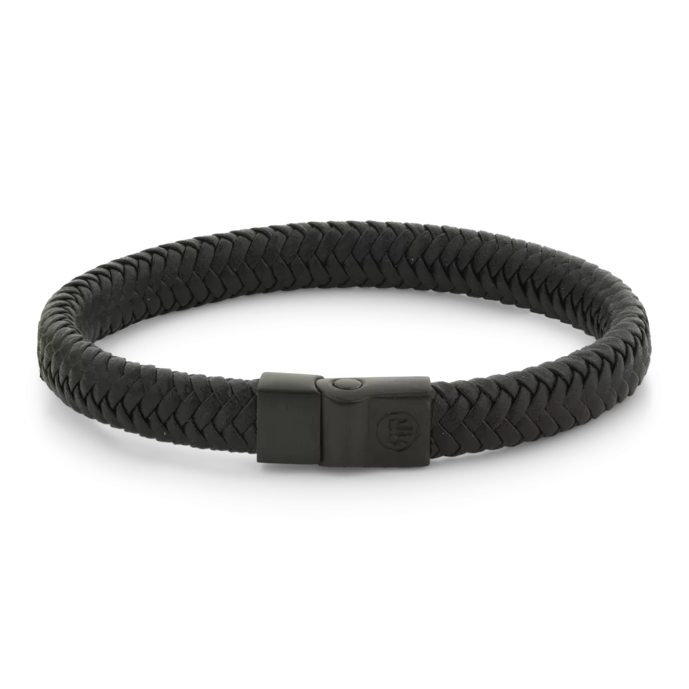 De Full Metal armband van Rebel and Rose is een leren armband van 9 mm breed met een sluiting van edelstaal. De unieke (PSR*) sluiting bestaat uit twee delen die perfect in elkaar vallen, zonder dat daar hulpmiddelen als magneten voor nodig zijn. Meet je polsomtrek op en kijk in de maattabel voor de juiste keuze. De armbanden combineren goed met onze kralenarmbanden.