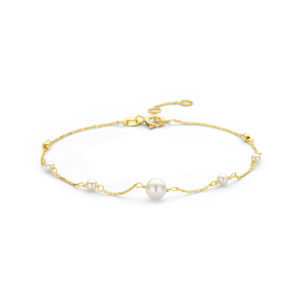 14k Geelgouden armband met parels. De armband heeft lengtes van 16.5-17.5-18.5cm en een schakelbreedte van 0.8mm.