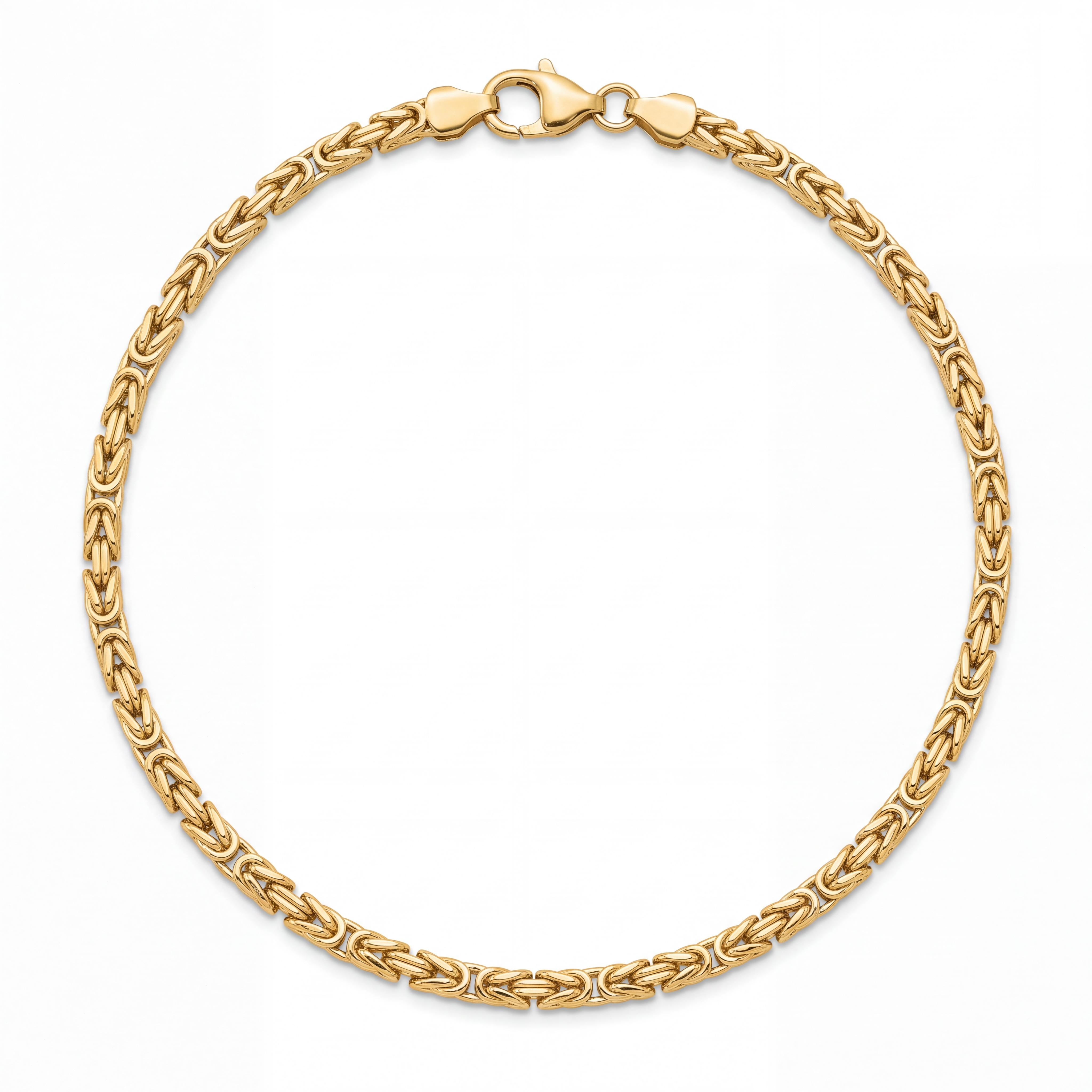 Tijdloze 14 karaat geelgouden armband met een sierlijke Byzantijnse schakel (koningsschakel). Met een lengte van 18,5 cm en een breedte van 2 mm is dit een verfijnd en elegant sieraad voor elke gelegenheid. Verkrijgbaar bij Juwelier Rijk op de Heiligeweg in Amsterdam.