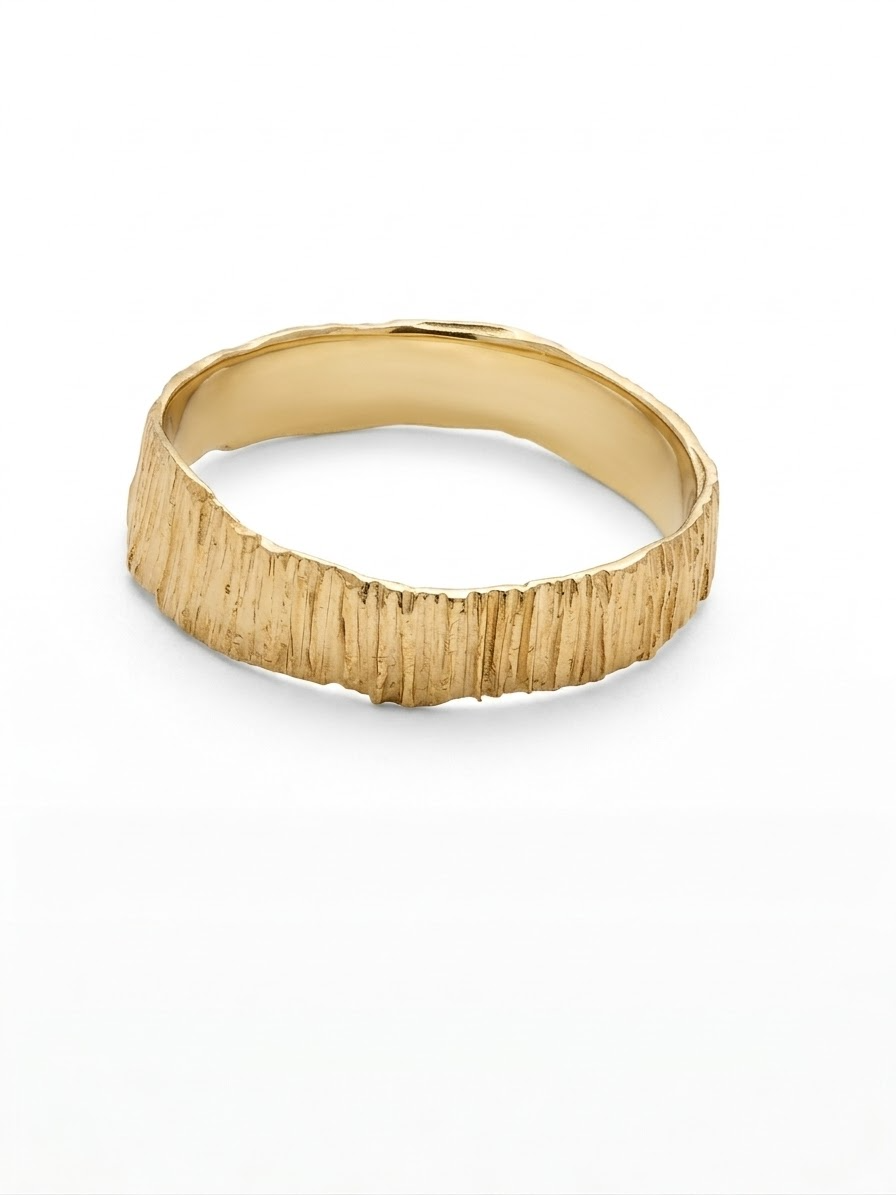 18 karaat struktuur ring eigen creatie 