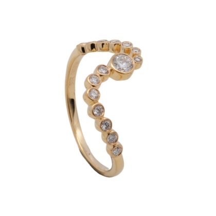 Der Ring Gold 375 mit 15 Labordiamanten (0,36 ct) und Zertifikat (Modellnummer 300033053) bietet eine edle Kombination aus 9 Karat Gold und funkelnden Labordiamanten. Perfekt f&uuml;r den allt&auml;glichen Anlass. Tragen Sie ihn am besten allein oder in Kombination mit anderen feinen Schmuckst&uuml;cken, um einen eleganten Look zu kreieren. Ideal f&uuml;r jeden Tag.