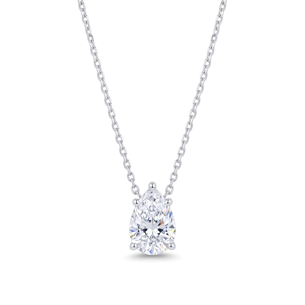 14k Witgouden Diamanten Ketting met 1.00 Caraat Peer Lab Grown Diamant (D/VVS2)

Voeg een vleugje tijdloze elegantie toe aan je stijl met dit prachtige diamanten collier van 14 karaat witgoud. De hanger is bezet met een schitterende 1.00 karaat peer-vormige (pear cut) lab grown diamant met een uitzonderlijke zuiverheid van VVS2 en kleurgradatie D (spierwit). De peervormige slijpsel combineert de schittering van een briljant met een elegante, druppelvormige contour die de hals prachtig accentueert.

De fijne, stevige ankerkering heeft een comfortabele lengte van 45 cm en valt daardoor perfect op het sleutelbeen. De diamant wordt geleverd met een officieel IGI-certificaat, zodat je verzekerd bent van topkwaliteit en betrouwbaarheid.

Of je nu online bestelt of langskomt in onze juwelierszaak in het hart van Amsterdam om de ketting in het echt te bewonderen; bij Juwelier Rijk staan persoonlijke service en exclusief vakmanschap voorop.