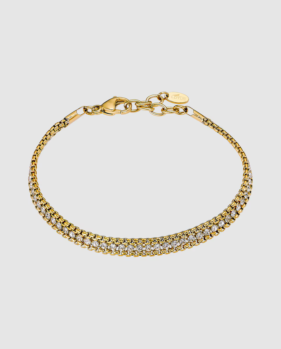 De LS2568-2/1 is een elegante armband uit de categorie sieraden. Perfect om elke outfit te verfraaien, draag deze armband solo voor een subtiele look of combineer met andere sieraden voor een gedurfde stijl. Ideaal voor zowel dagelijks gebruik als speciale gelegenheden. Voeg een vleugje verfijning toe aan je collectie met dit prachtige sieraad.
