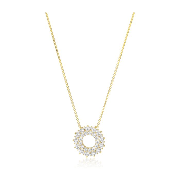 De Sif Jakobs Livigno ketting, modelnummer 5710698085467, is een elegante gouden ketting gemaakt van goud verguld materiaal en versierd met sprankelende zirconia stenen. Het is een nieuw sieraad dat perfect is voor zowel alledaags gebruik als formele gelegenheden. Draag het als statement-stuk op een eenvoudige outfit of combineer het met andere sieraden voor een gelaagde look.
