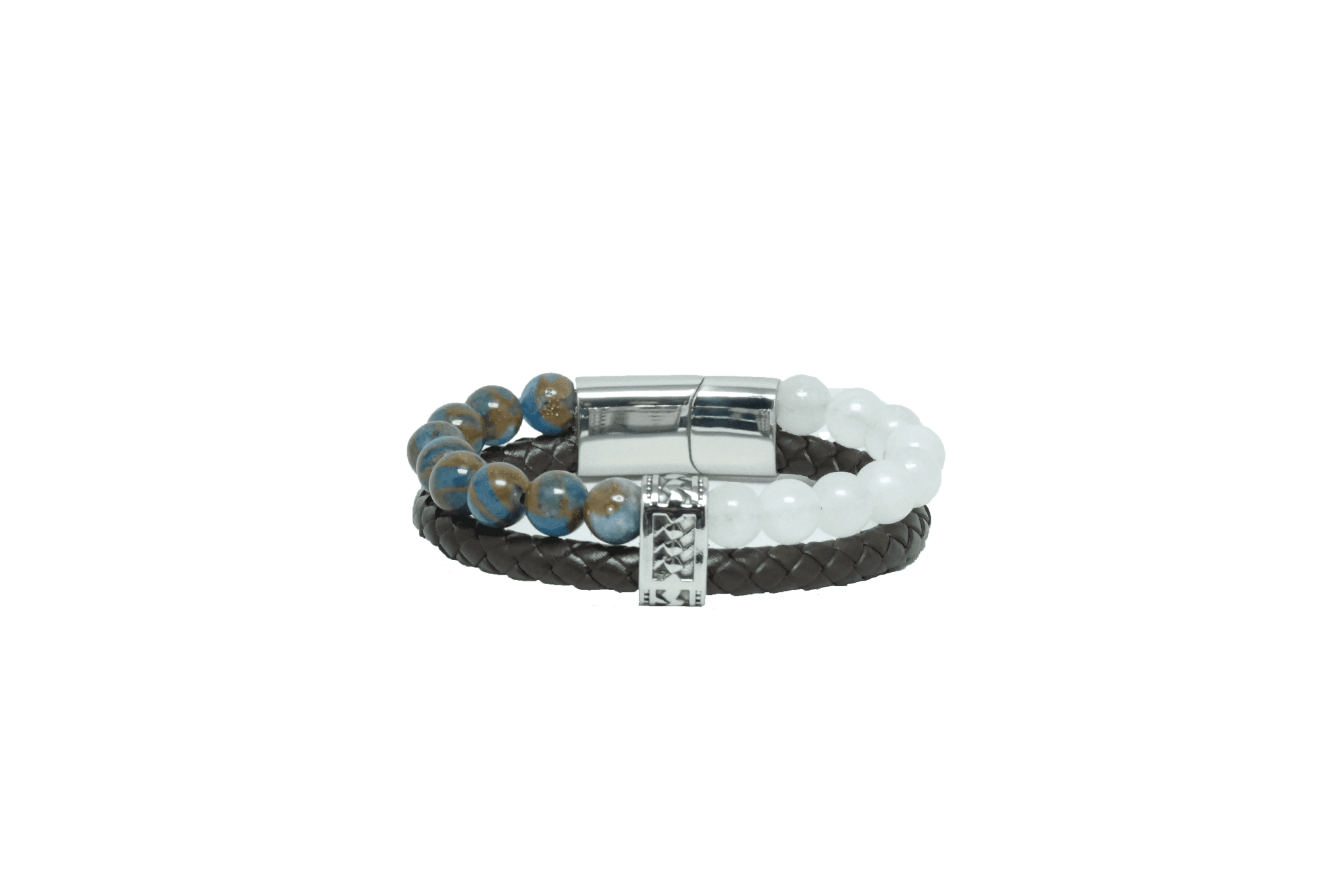 De Zion Bruin armband is een verfijnd juweel uit de categorie "JEWEL". Met zijn elegante design voegt deze armband een vleugje klasse toe aan elke outfit. Draag het om de pols bij formele en informele gelegenheden voor een stijlvolle uitstraling. Perfect als aanvulling op zowel dagelijkse als feestelijke outfits.
