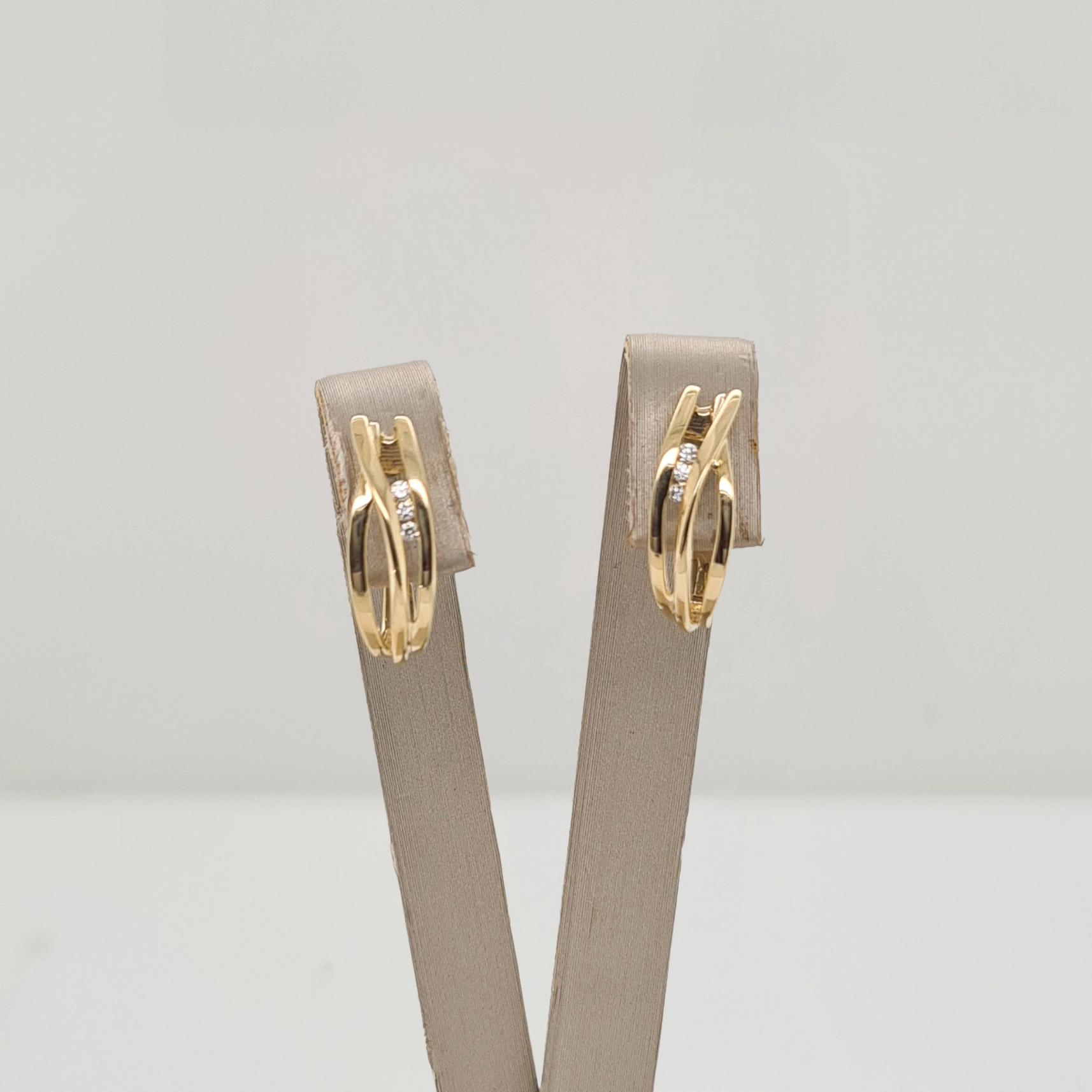 14krt gouden oorsieraden met diamant