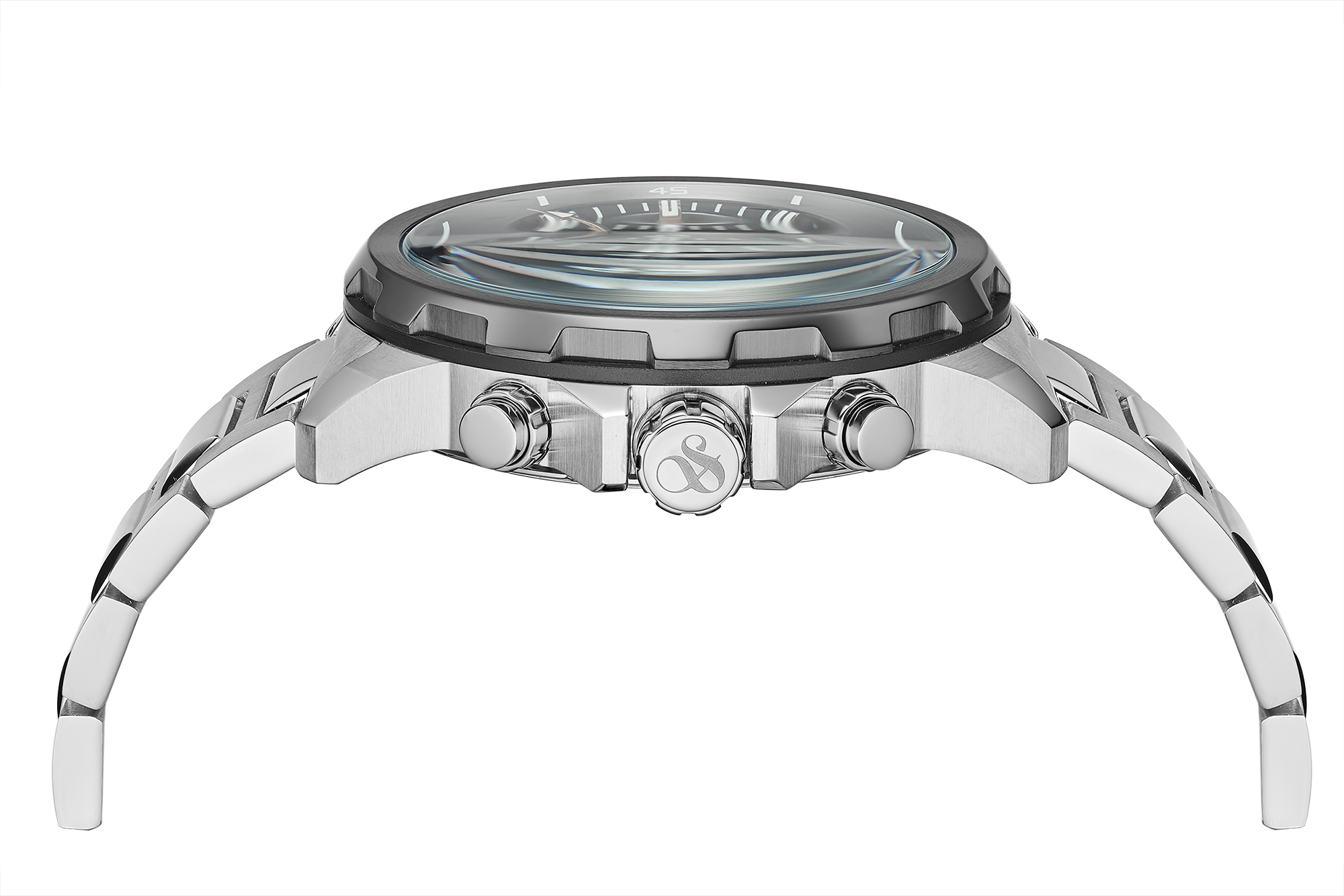 De SSM.111C herenhorloge combineert een diepe zwarte wijzerplaat met een robuuste zilverkleurige kast en stalen band voor een uitstraling die direct sterk en stijlvol overkomt. De multifunction details en sportieve tachymeterlook geven dit model extra dynamiek, terwijl de zwart-zilveren kleurcombinatie zorgt voor een tijdloze, veelzijdige uitstraling. Een herenhorloge dat moeiteloos klasse en karakter toevoegt aan iedere look.