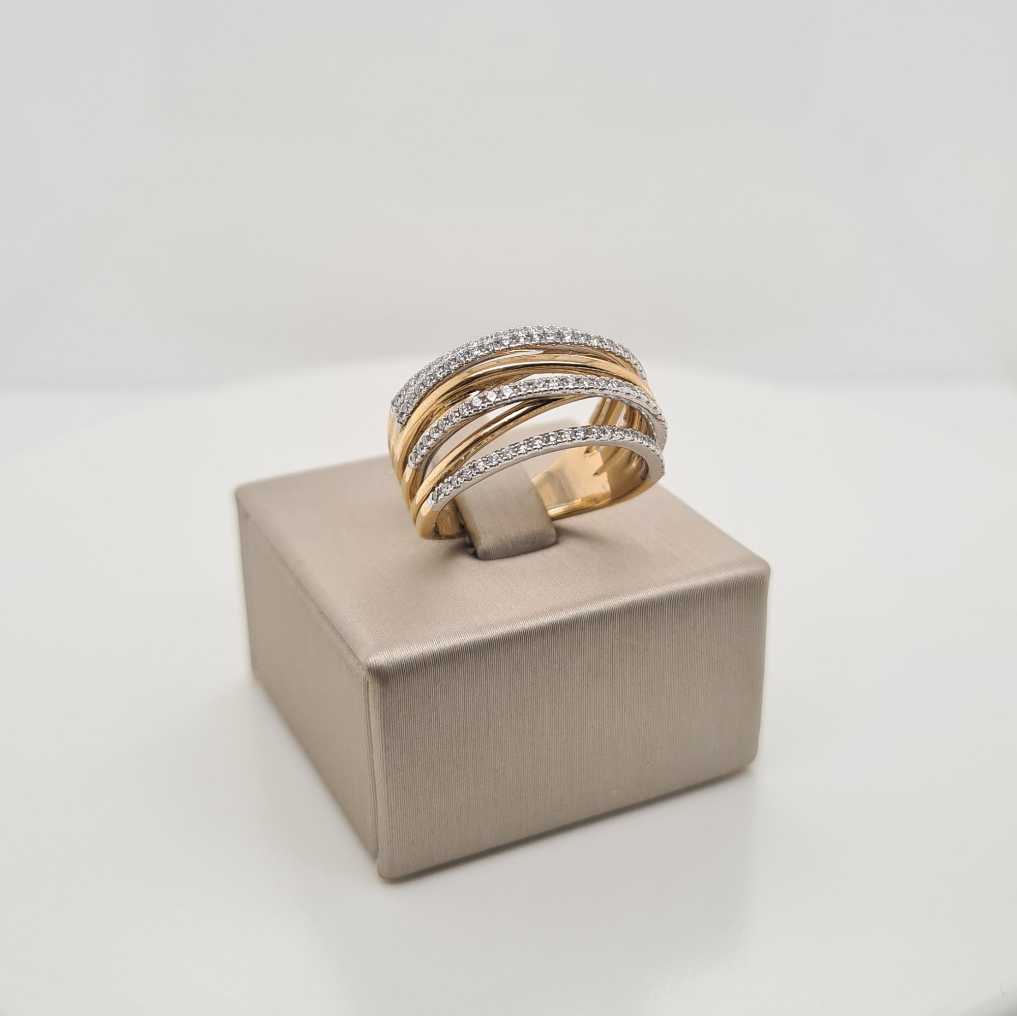 14krt gouden ring met diamant
