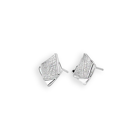 oorknoppen zilver gerhodineerd, gescratcht.