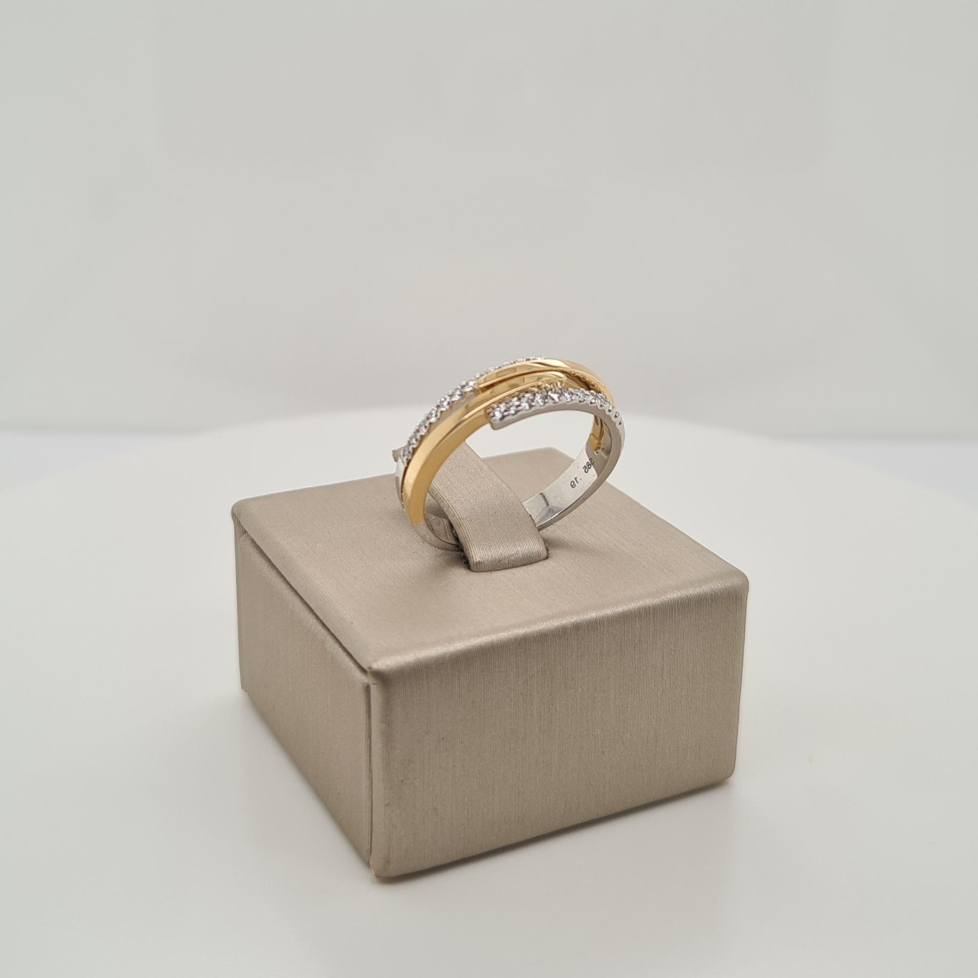 14krt gouden ring met diamant