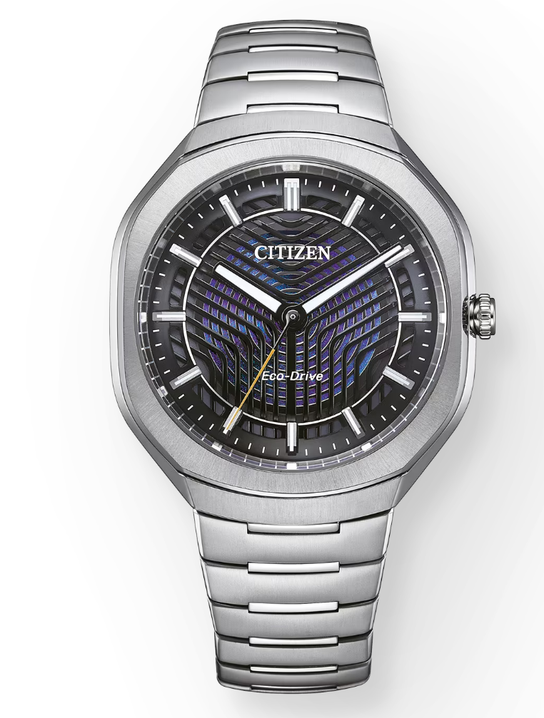 Die Citizen PHOTON HAU Eco Drive Super Titan mit Modellnummer BJ6550-53W ist eine innovative Uhr mit Solarantrieb und leichtem, langlebigem Super-Titanmetallband. Dank ihrer eleganten Gestaltung eignet sie sich ideal f&uuml;r formelle und informelle Anl&auml;sse. Tragen Sie sie stilvoll am Handgelenk, um Ihre P&uuml;nktlichkeit und Ihren Modebewusstsein zu betonen. Kategorie: Uhr, Typ: Armbanduhr.