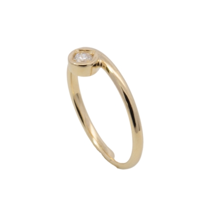 Dieser elegante Ring, Modellnummer 670188053, aus Gold 333 und verziert mit einem funkelnden Zirkonia, geh&ouml;rt zur Kategorie Schmuck und ist als normaler Ring f&uuml;r den Alltag geeignet. Tragen Sie ihn als stilvolles Accessoire zu l&auml;ssigen oder formellen Outfits und unterstreichen Sie damit Ihre pers&ouml;nliche Note. Perfekt f&uuml;r jede Gelegenheit!