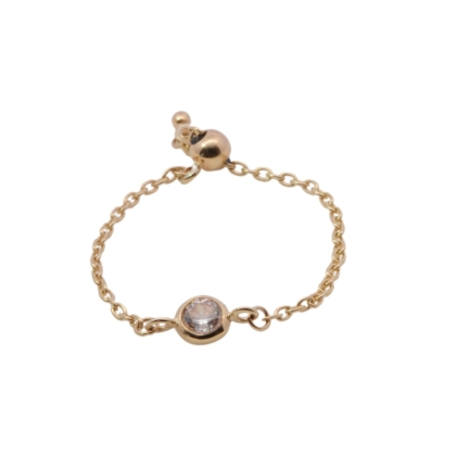Der Kettenring Gold 375 mit einem Zirkonia-Anh&auml;nger (1,1 mm) bietet eleganten Schmuck f&uuml;r den Alltag. Modellnummer 670205019 begeistert mit schlichtem Design und funkelndem Zirkonia. Passend f&uuml;r jede Gelegenheit, eignet sich dieser Ring ideal zur Vervollst&auml;ndigung Ihres Alltags-Outfits. Tragen Sie ihn alleine oder in Kombination mit anderen Schmuckst&uuml;cken f&uuml;r einen subtilen, aber stilvollen Look.