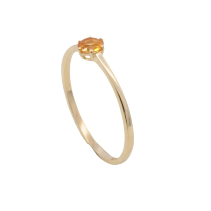 Der Ring Gold 375 mit 1 Citrin im 6er Krappe-Design, Modellnummer 673035058, ist ein elegantes Schmuckst&uuml;ck f&uuml;r den Alltag. Tragen Sie diesen stilvollen Ring zu jedem Anlass, um Ihrem Outfit einen Hauch von Eleganz zu verleihen. Ideal geeignet f&uuml;r den t&auml;glichen Gebrauch, betont er subtil Ihren individuellen Stil.