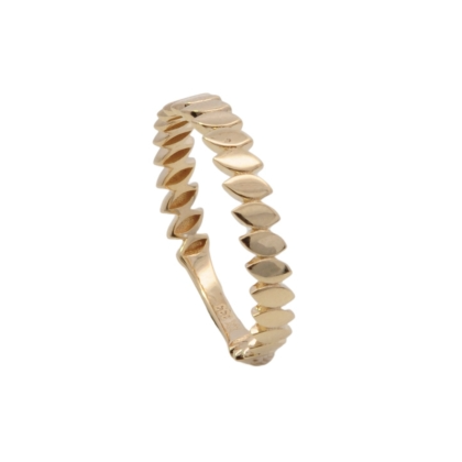 Der Ring Gold 333 poliert mit der Modellnummer 679601052 ist ein stilvolles Schmuckst&uuml;ck f&uuml;r den Alltag. Dieser hochwertige Ring aus 333er Gold ist perfekt f&uuml;r jede Gelegenheit. Ideal zu tragen mit l&auml;ssigen oder eleganten Outfits, um Ihrem Look einen Hauch von zeitlosem Glamour zu verleihen. Ein Must-have f&uuml;r Ihre Schmucksammlung!