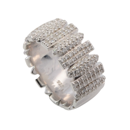 Der Ring Silber 90 Zirkonia, Modellnummer 746872058, ist ein polierter Silberring mit funkelnden Zirkonia-Steinen. Ideal f&uuml;r den Alltagsgebrauch ("Normal"), hat er die Gr&ouml;&szlig;e 58. Dieser stilvolle Ring macht sich besonders gut als dezentes Accessoire, das jedem Outfit eine elegante Note verleiht. Ideal zum t&auml;glichen Tragen oder f&uuml;r besondere Anl&auml;sse.